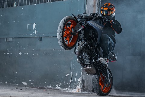 KTM GROUP-News: 2026 KTM 125 Duke