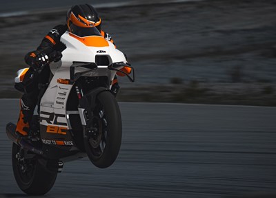 KTM-NEWS 2024 KTM RC 8C