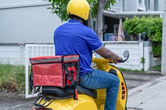 Arge 2Rad startet Unterstützungsinitiative für E-Moped-Zusteller vor neuer Gesetzesregelung