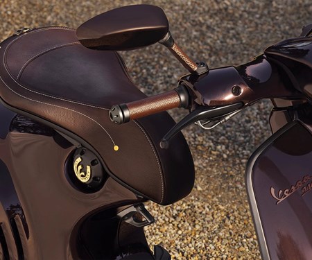 Vespa 946 Horse