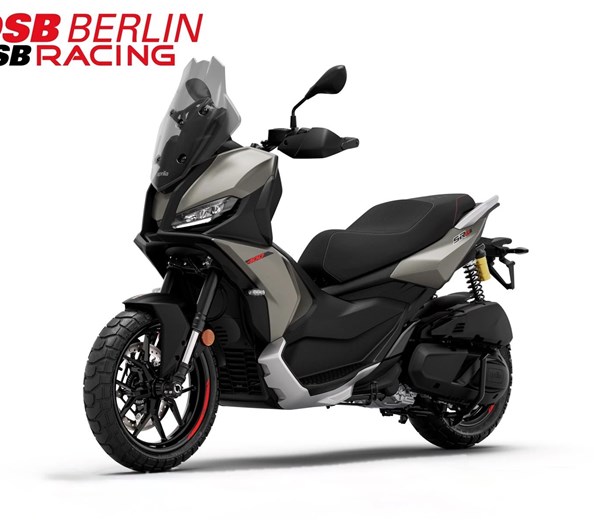 Neu bei uns: der SR GT 400 
Nachdem wir im Februar bereits die ersten Teaser-Bilder gezeigt haben, ist es jetzt endlich so weit: Der neue aprilia SR GT 400 ist bei uns ange ...