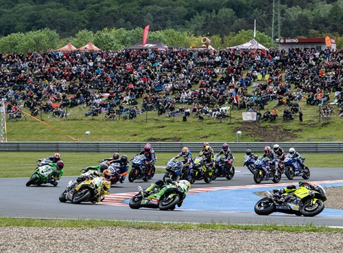 WorldSPB Most Kawasaki im Vorderfeld