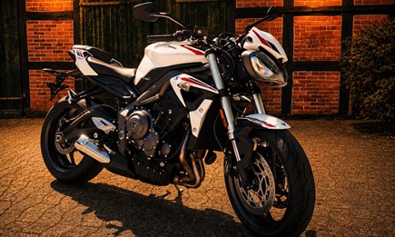  Triumph Street Triple S A2 I Nur 6.883 Km I 48 PS I Topzustand