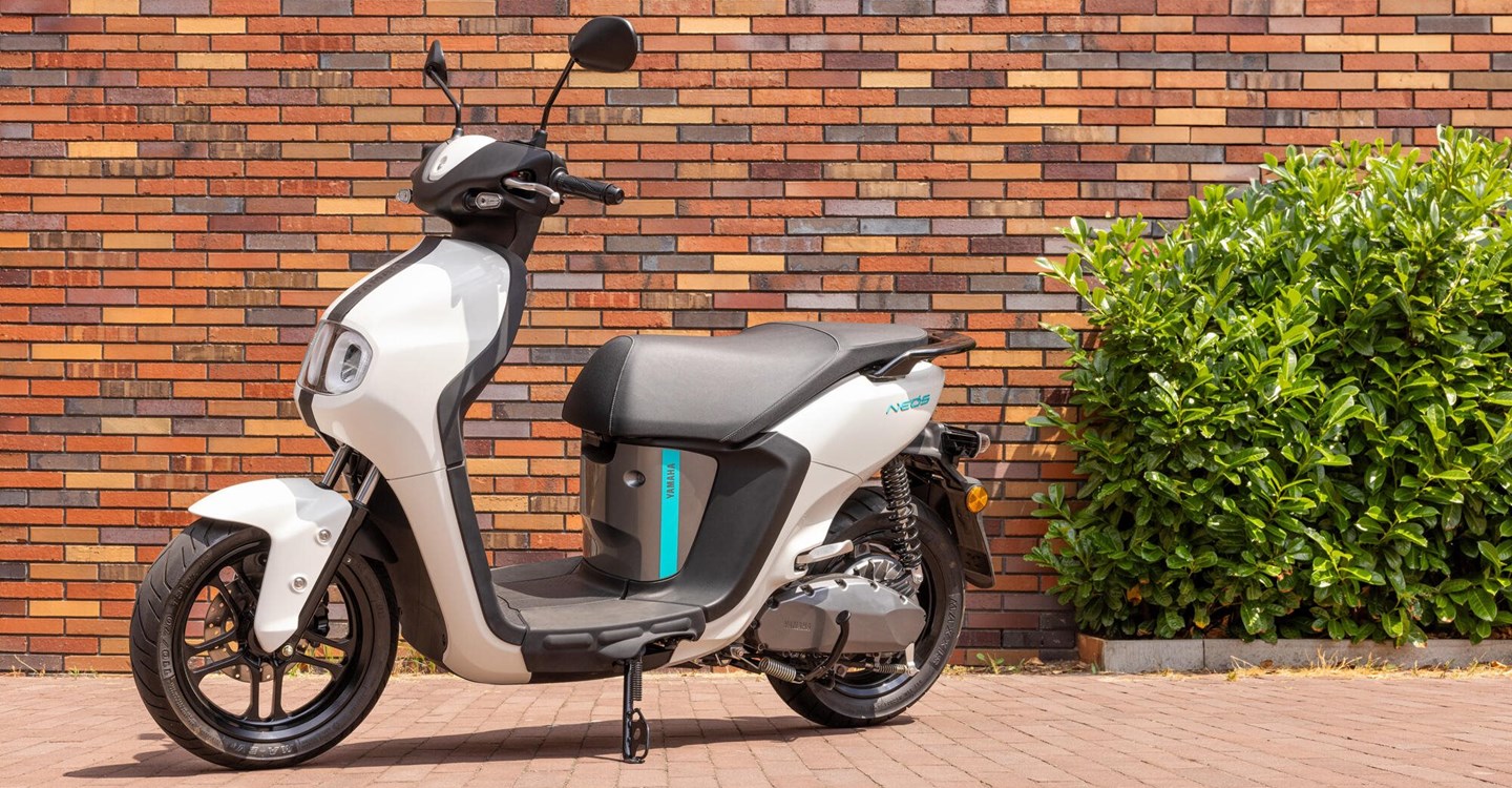 39 € Sommeraktion! Yamaha Neos EV.