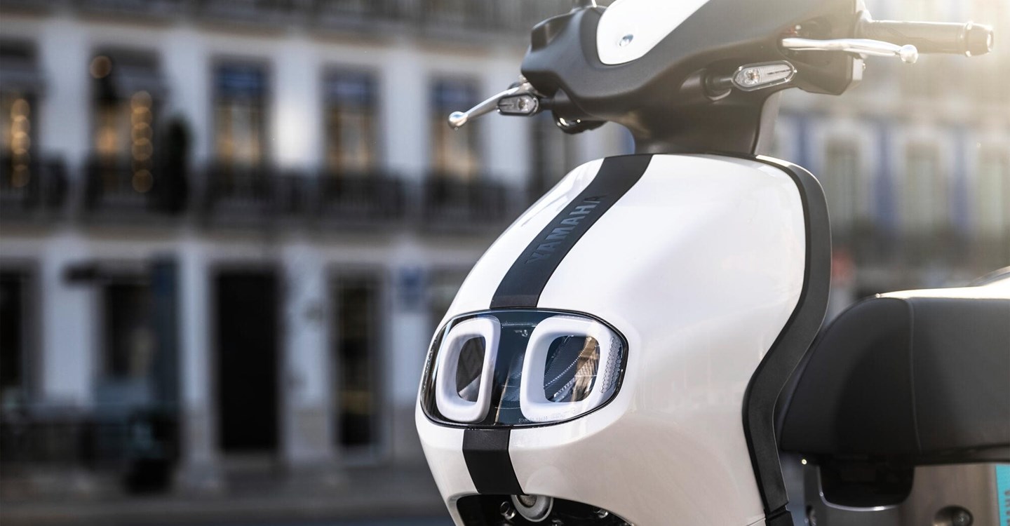 39 € Sommeraktion! Yamaha Neos EV.