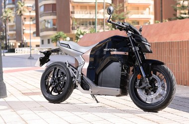 https://www.honda.de/motorcycles/experience-honda/news-and-events/2026-04-30-zur-entwicklung-der-honda-wn7.html