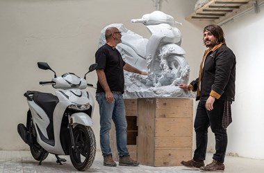 https://www.honda.de/motorcycles/experience-honda/news-and-events/2026-05-26-honda-zeigt-die-scooter-konzeptstudie-sh-marmo.html