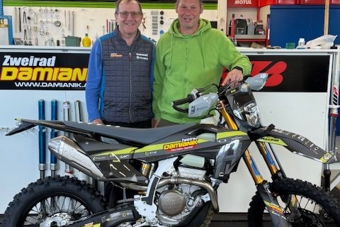 Zweirad Damianik-News: Übergabe einer Husqvarna FE 350 Pro der Extraklasse!!