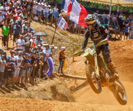 MXGP Agueda Febvre auf dem Podium