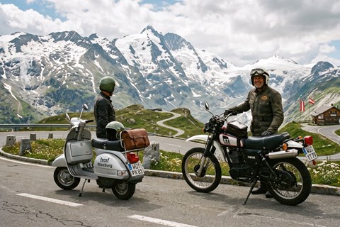 hmf Motorräder GmbH-News: Tourenzeit & besondere Regeln