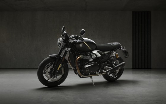 Brandneu: TRIUMPH Speed Twin 1200 TFC - Bild 1