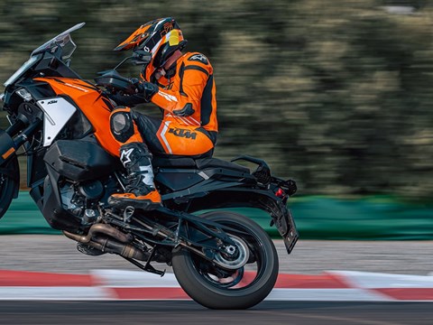 2026 KTM 1390 Super Adventure S EVO
