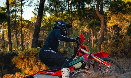 2027 KTM 250 EXC-F 6DAYS