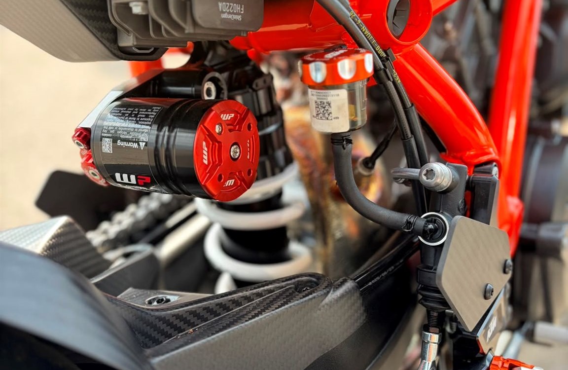 KTM 1390 Super Duke RR Umbau