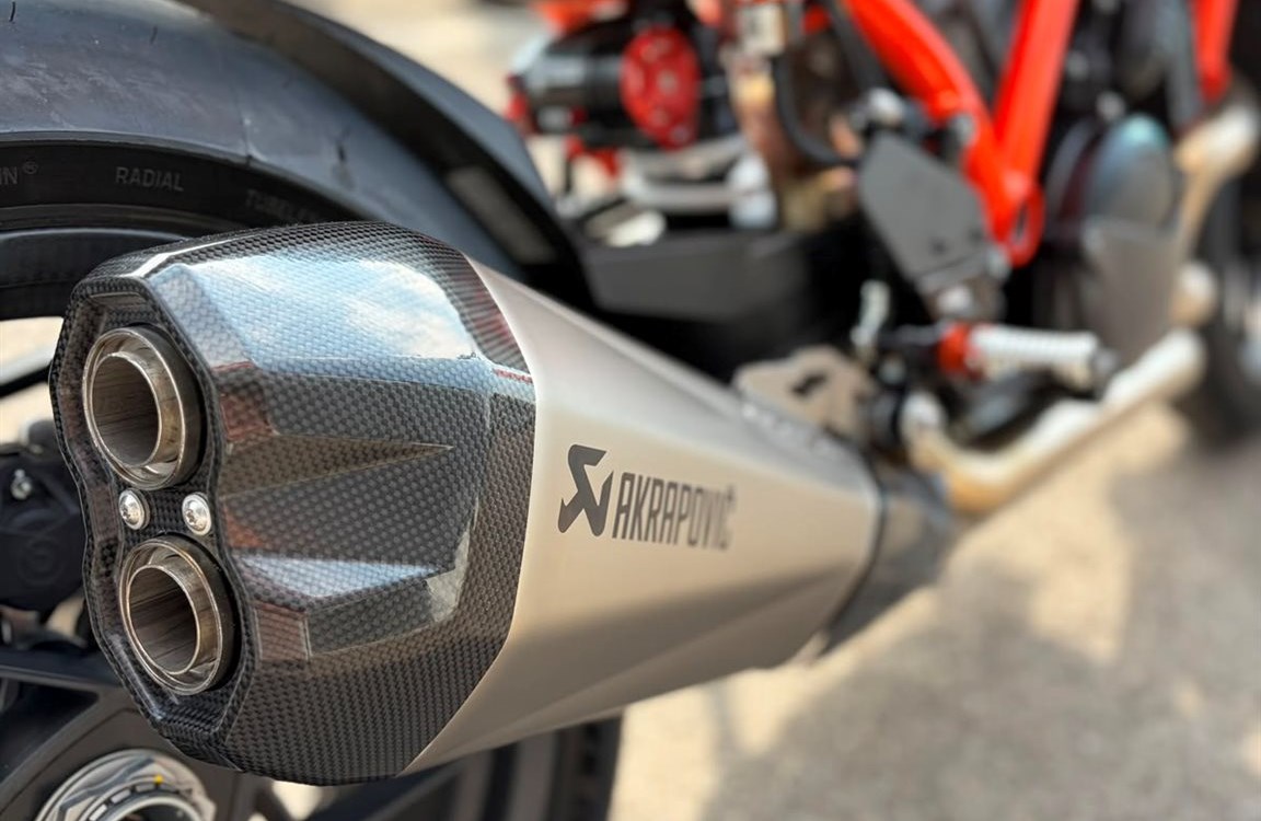KTM 1390 Super Duke RR Umbau