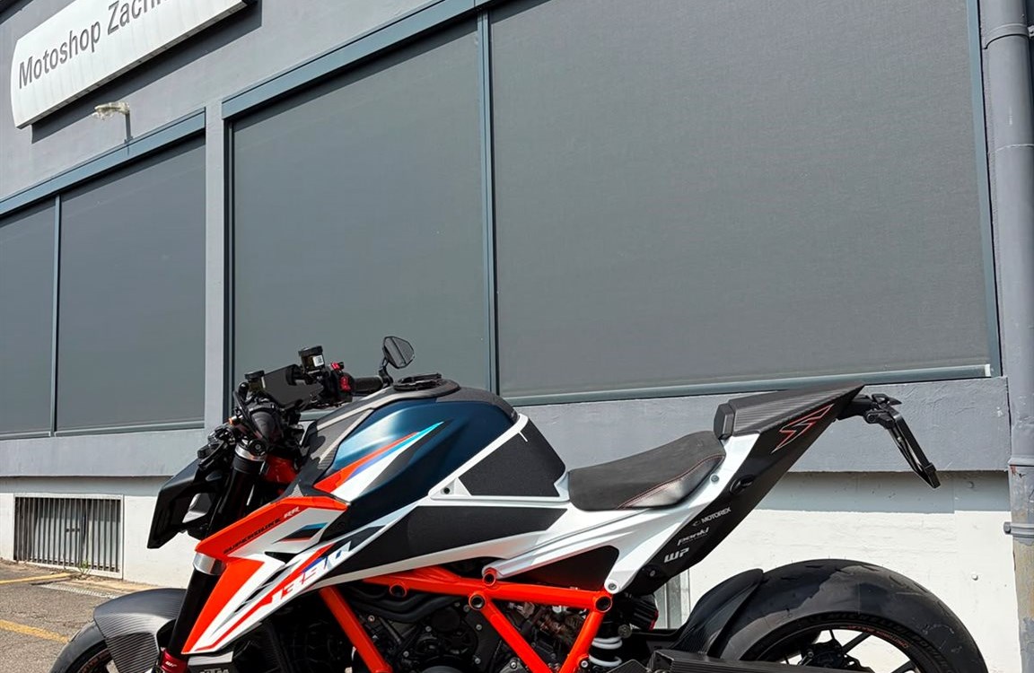 KTM 1390 Super Duke RR Umbau