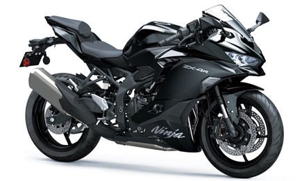 Einstieg in die 4-Zylinder-Supersportler von Kawasaki jetzt auch für A2-Führerscheininhaber: Kawasaki Ninja ZX-4RR & ZX-4R (Modelljahr 2027)