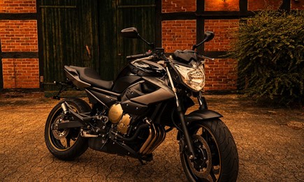 Yamaha XJ6 ABS