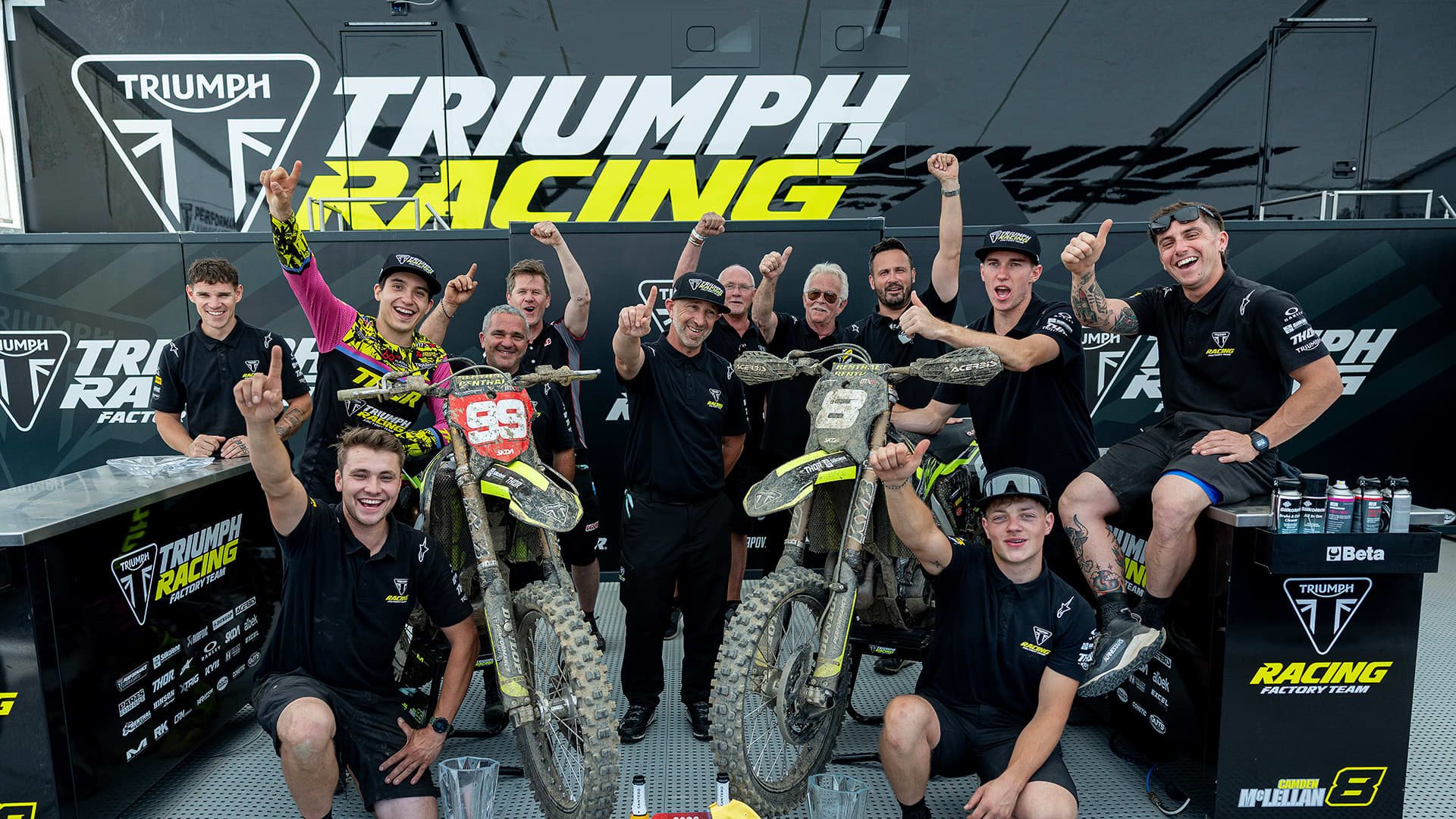 Guillem Farrés Renueva Con Triumph Factory Racing Para Ascender A MXGP