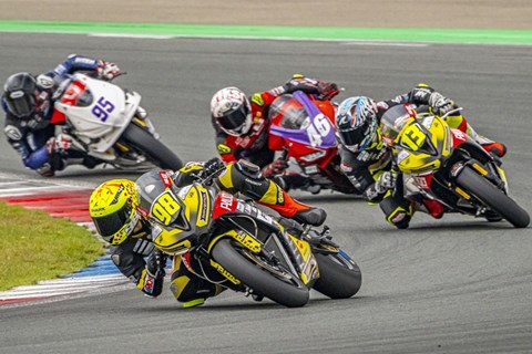 TRIUMPH Chemnitz Böttger und Budach OHG-News: Triumph siegt mit Bijman in Assen