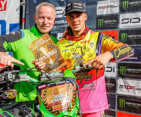 EMX: Kawasaki und Francisco Garcia holen die EMX250-Titel | Kawasaki