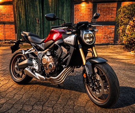  Honda CB650R RH16 | 1. Hand | Scheckheftgepflegt | MwSt. ausweisbar | Neuwertiger Zustand