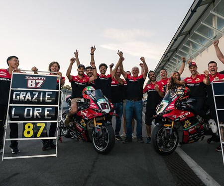 Lukas Tulovic holt mit Ducati den Titel in der Euro Moto!