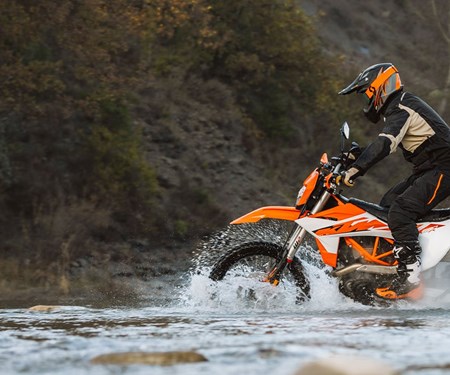 2027 KTM 690 Enduro R