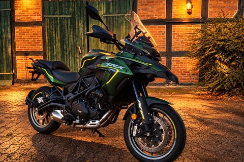 MP Motoshop - Marius Pröhl-News: Benelli TRK 502 | 1. Hand | A2 / 35 kW | YSS-Fahrwerk | Top Zustand