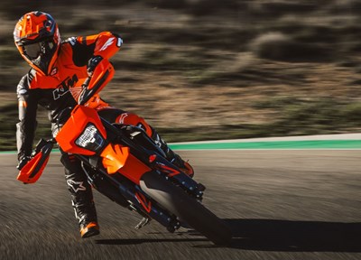 KTM-NEWS 2027 KTM 690 SMC R