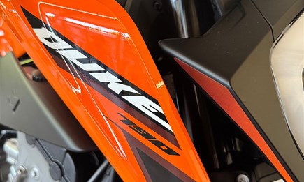 KTM 790 DUKE 2027 – READY TO RULE!