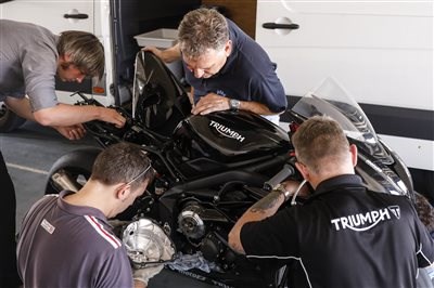 TRIUMPH Moto2 Motor - erster Test/Video