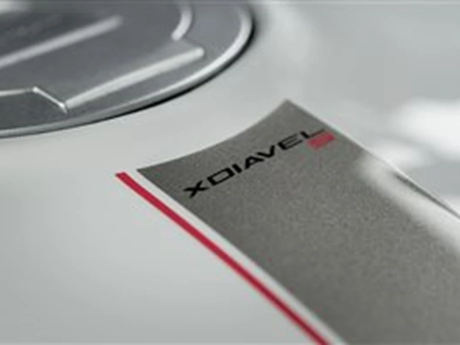 New XDiavel 2018 - neue Farbe: Iceberg white Bild 5: New XDiavel 2018 - neue Farbe: Iceberg white