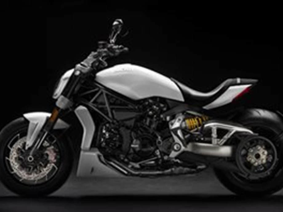 New XDiavel 2018 - neue Farbe: Iceberg white Bild 8: New XDiavel 2018 - neue Farbe: Iceberg white