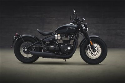 Die Bonneville Bobber Black - Düsterer, böser, kraftvoller!