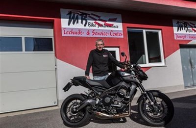 Yamaha MT-09: Umbau zur  Rennstreckentauglichkeit