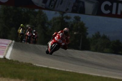 Capirossi feiert fulminanten Sieg in Br&#252;nn