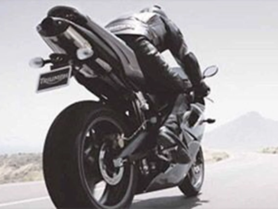 Die ersten neuen 2007er TRIUMPH`s sind da ! Bild 1: Die ersten neuen 2007er TRIUMPH`s sind da !