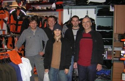 Dani Pedrosa kauft bei 2Rad Unterberger