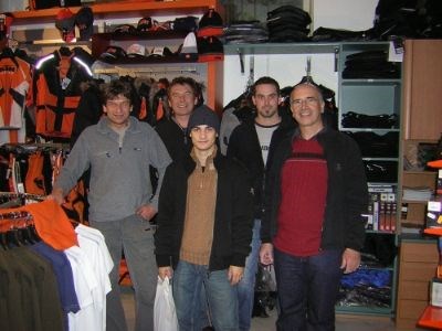 Dani Pedrosa kauft bei 2Rad Unterberger Dani Pedrosa kauft bei 2Rad Unterberger