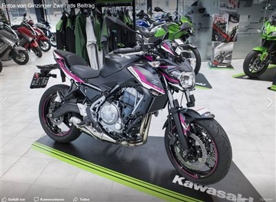 Kawasaki Z650 Wrapped : 