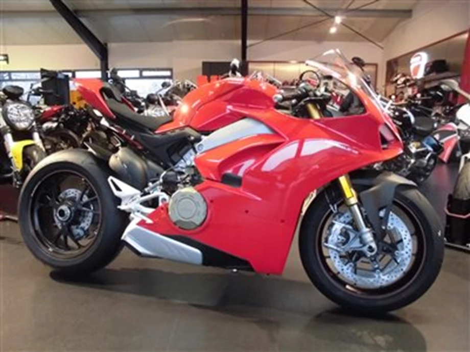 DUCATI Panigale V4 / S / SPECIALE ab SOFORT bei uns ! Bild 1: DUCATI Panigale V4 / S / SPECIALE ab SOFORT bei uns !