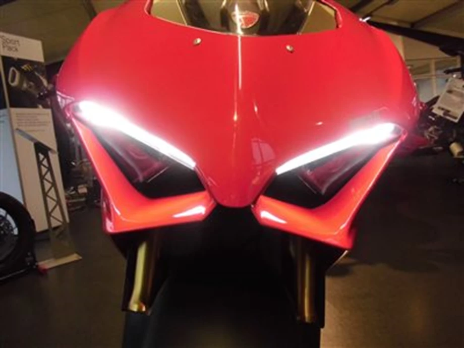 DUCATI Panigale V4 / S / SPECIALE ab SOFORT bei uns ! Bild 10: DUCATI Panigale V4 / S / SPECIALE ab SOFORT bei uns !