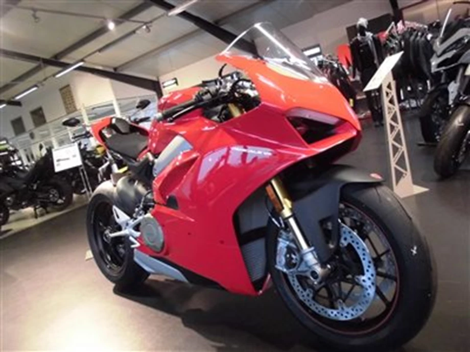 DUCATI Panigale V4 / S / SPECIALE ab SOFORT bei uns ! Bild 2: DUCATI Panigale V4 / S / SPECIALE ab SOFORT bei uns !