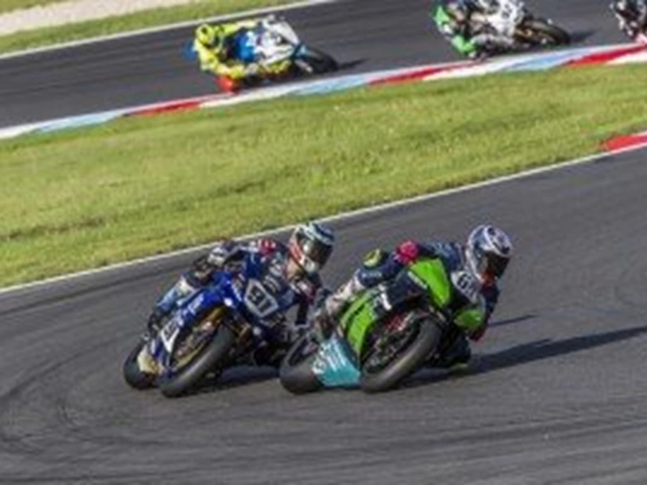 IDM Superbike 1000: Dem Traum ein Stück näher Bild 2: IDM Superbike 1000: Dem Traum ein Stück näher