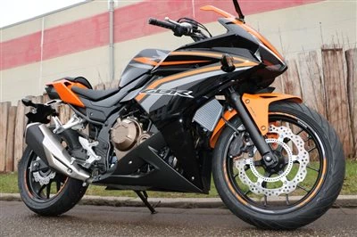 Die Honda Neuheiten 2016 bei Bigpoint Speyer Bild 1: Die Honda Neuheiten 2016 bei Bigpoint Speyer