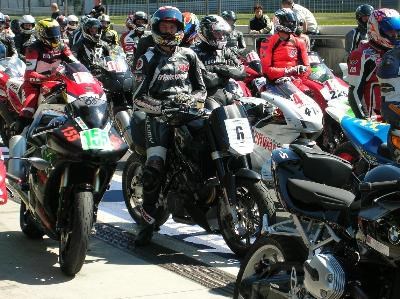 Jens Hebisch fährt für uns in der SUPERDUKE BATTLE 2007