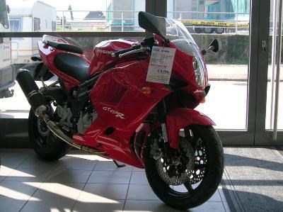 Hyosung GT 650 Naked Racer