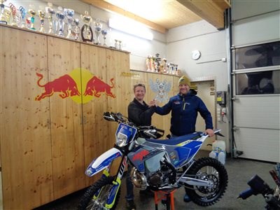 HUQVARNA Limited Edt. --> TE 300 i !!! - Bild 5