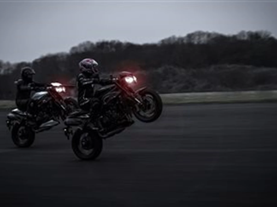 Die neue SPEED TRIPLE Bild 1: Die neue SPEED TRIPLE